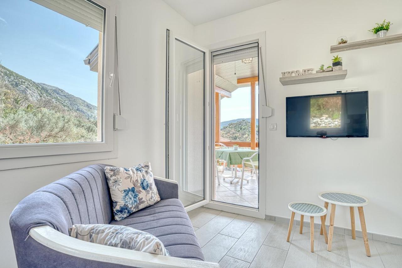 Two Bedroom House With Sea View Maj Buljarica Eksteriør billede